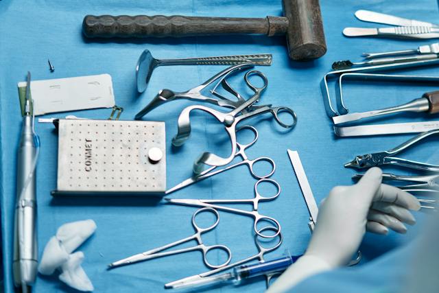 Diferenças e objetivos entre cirurgia plástica